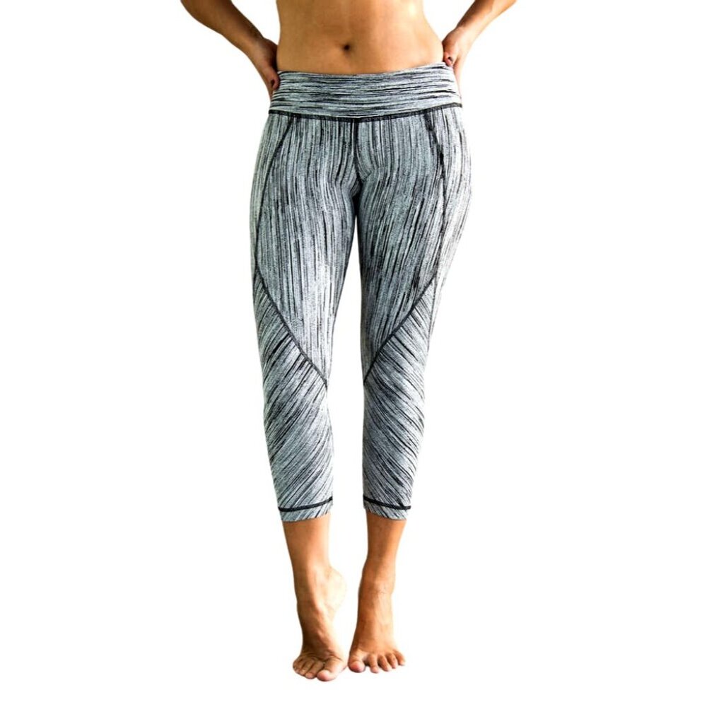 Vimmia USA Sm Athletic Compression Pants Reversible Splice 3/4 Crop Activewear